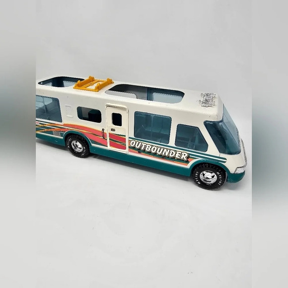 Vintage Nylint Outbounder RV 1996 Metal White Aqua Pink Camper Roadtrip Vehicle - Picture 5 of 14